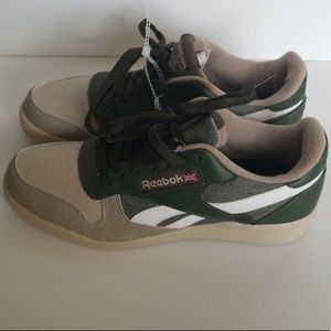 NEW* REEBOK British Classics